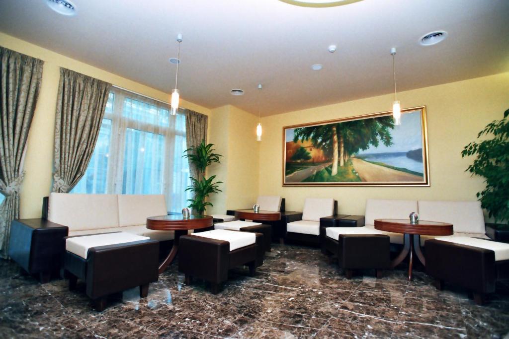 Hotel Savus スラヴォンスキ・ブロド エクステリア 写真
